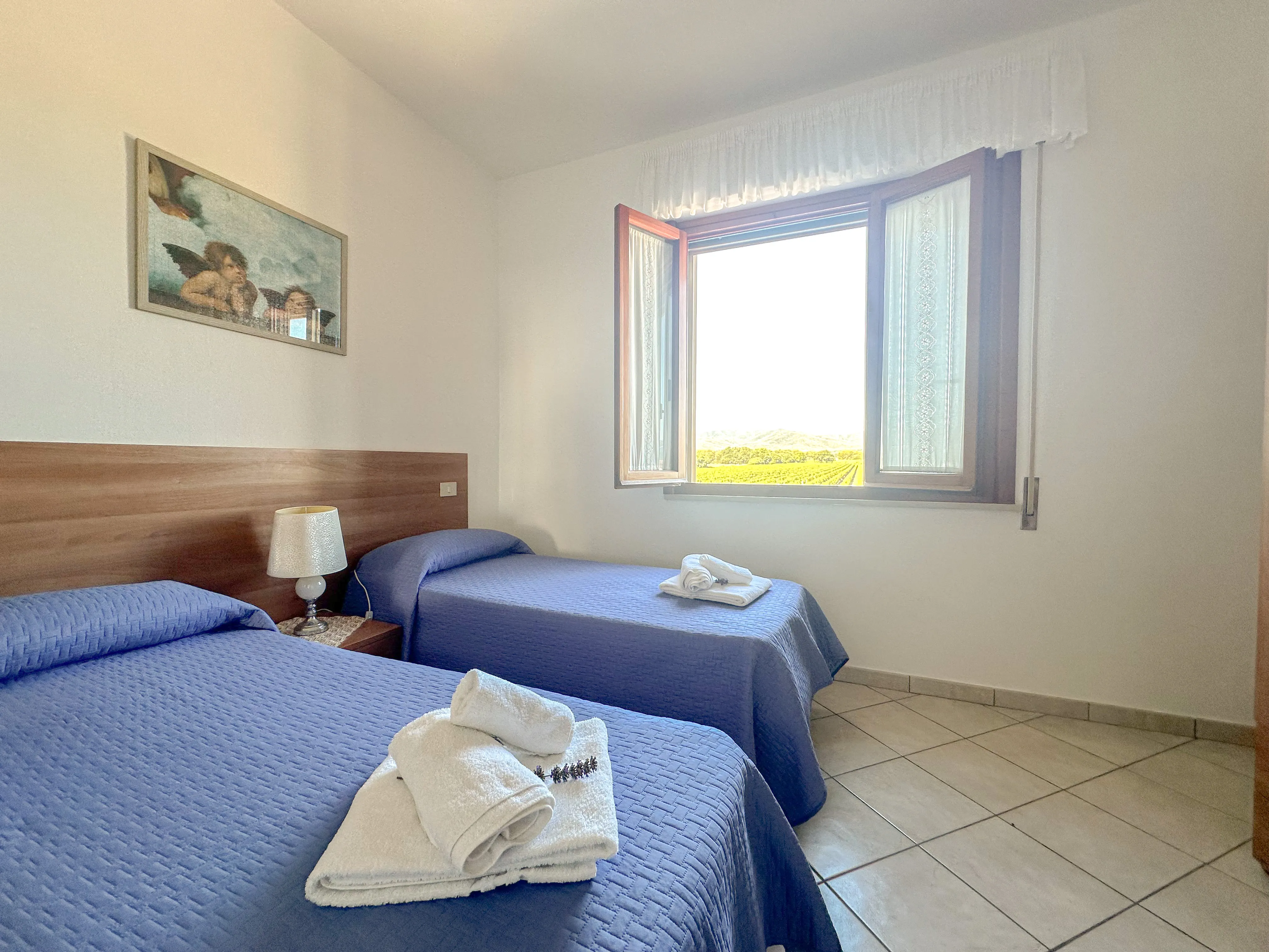 Photo by Martin Sanchez